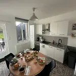 Le Soixante Dix Sept Tatil Evi