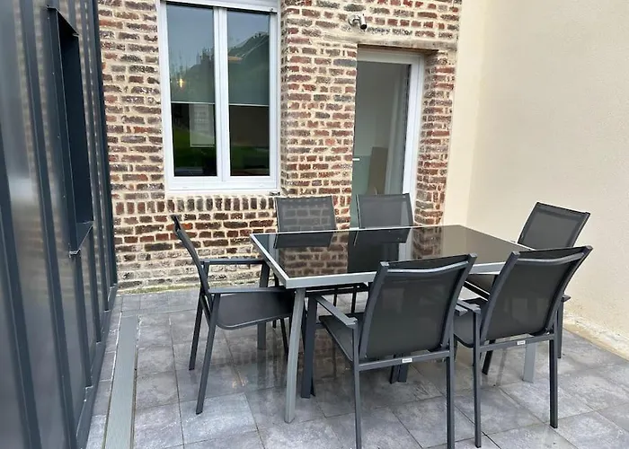 Le Soixante Dix Sept